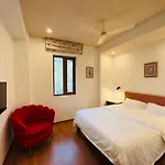 Royal Suite 27
