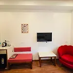Royal Suite 27