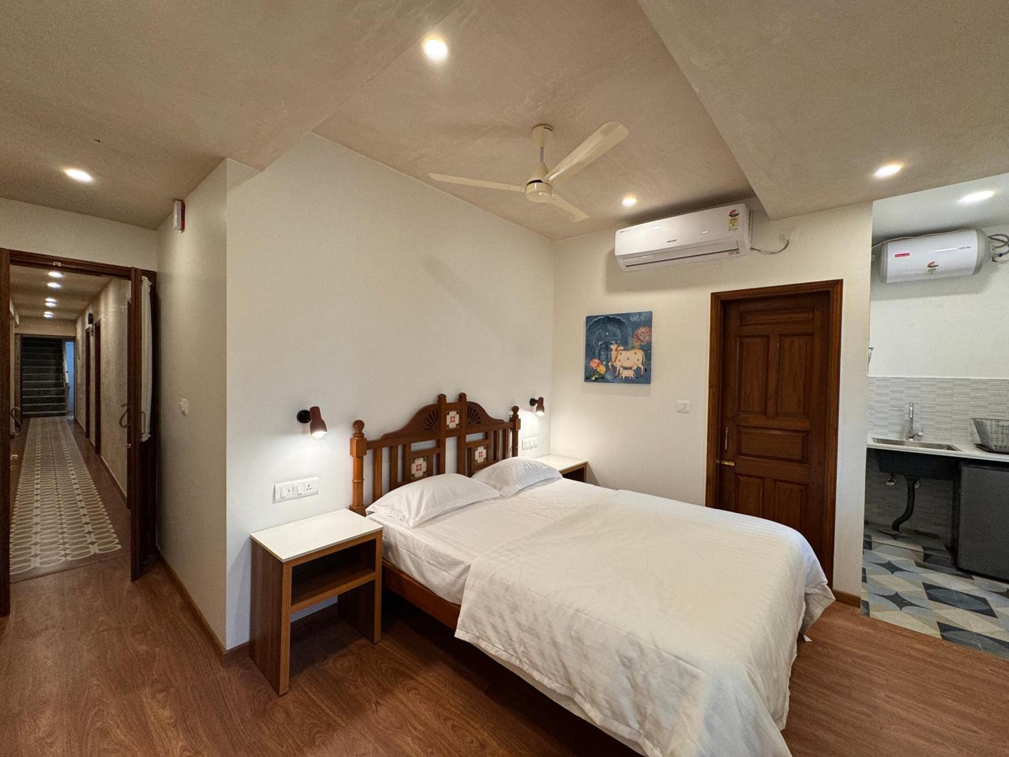 Royal 27 Bed & Breakfast *